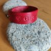 Bracelet cuir GRATITUDE rouge foncé, motif coeur, longueur 17 cm – Image 3