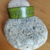 Bracelet cuir JOIE vert, motif libellule, longueur 19 cm – Image 3