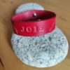 Bracelet cuir JOIE rouge foncé, motif plume, longueur 21 cm – Image 2