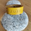 Bracelet cuir JOIE jaune, motif papillon, longueur 17 cm – Image 2