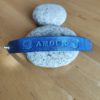 Bracelet cuir AMOUR bleu nuit, motif rose, longueur 17 cm